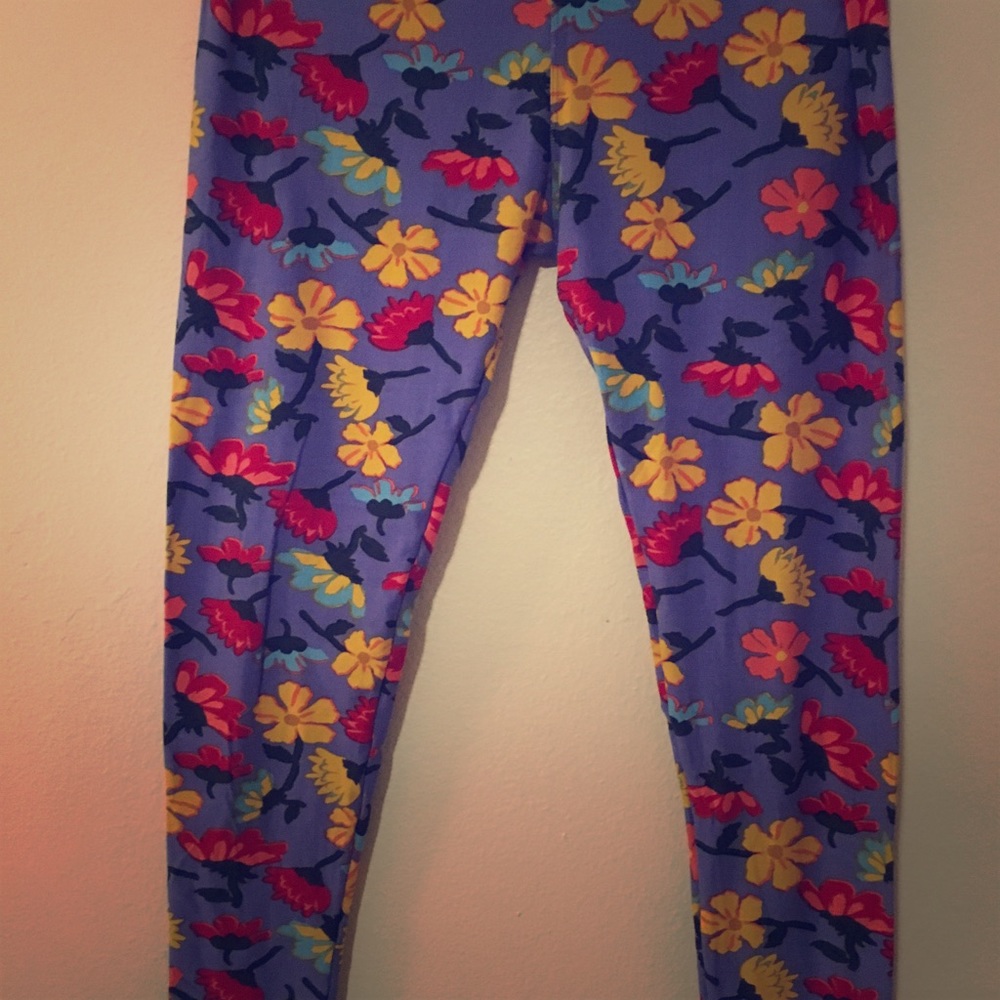2 for $18! TC leggings flower alert!